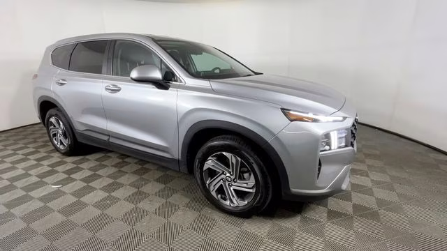 2023 Shimmering Silver Pearl Hyundai Santa Fe SE FWD SUV