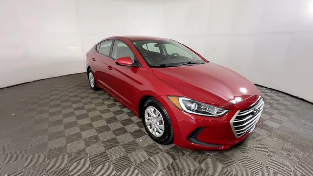 2017 Scarlet Red Hyundai Elantra SE FWD Sedan