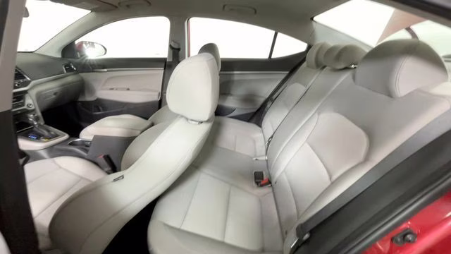 2017 Scarlet Red Hyundai Elantra SE FWD Sedan
