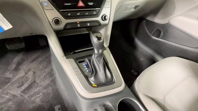 2017 Scarlet Red Hyundai Elantra SE FWD Sedan