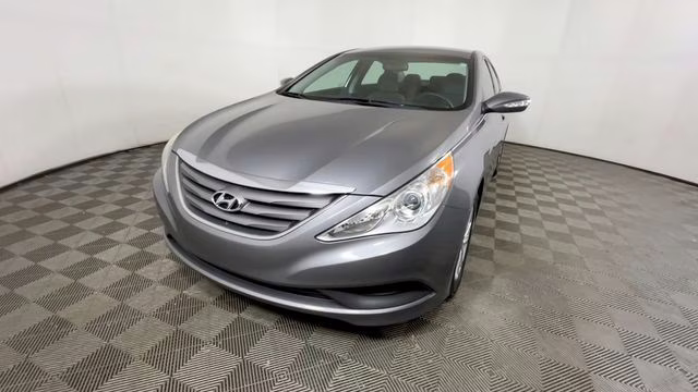 2014 Harbor Gray Metallic Hyundai Sonata GLS FWD Sedan