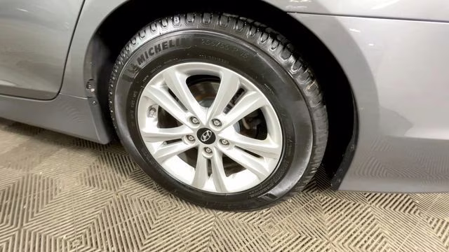 2014 Harbor Gray Metallic Hyundai Sonata GLS FWD Sedan