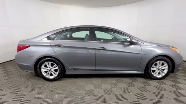 2014 Harbor Gray Metallic Hyundai Sonata GLS FWD Sedan