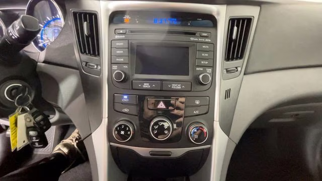 2014 Harbor Gray Metallic Hyundai Sonata GLS FWD Sedan