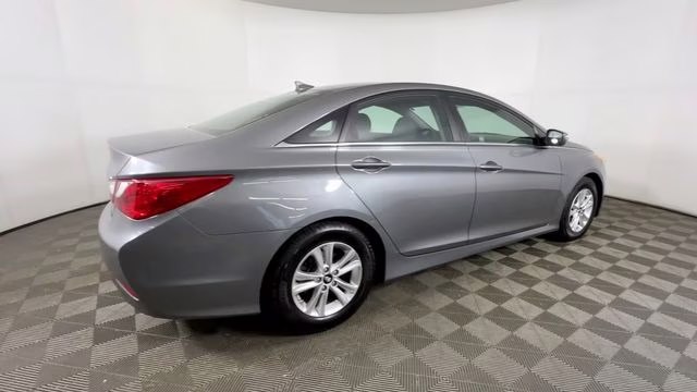 2014 Harbor Gray Metallic Hyundai Sonata GLS FWD Sedan