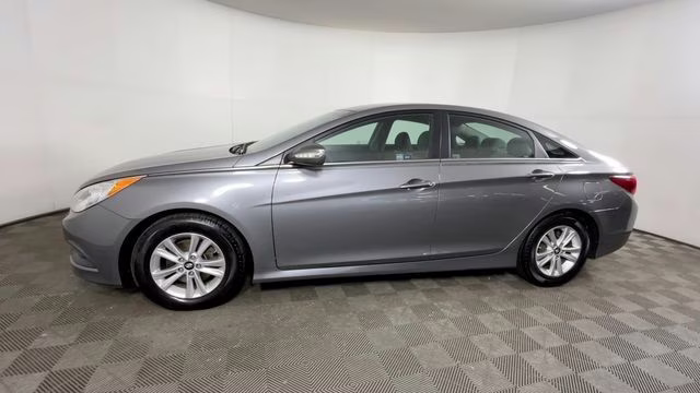2014 Harbor Gray Metallic Hyundai Sonata GLS FWD Sedan