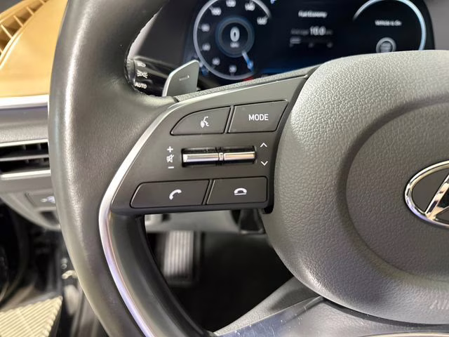 2021 Phantom Black Hyundai Sonata Limited FWD Sedan