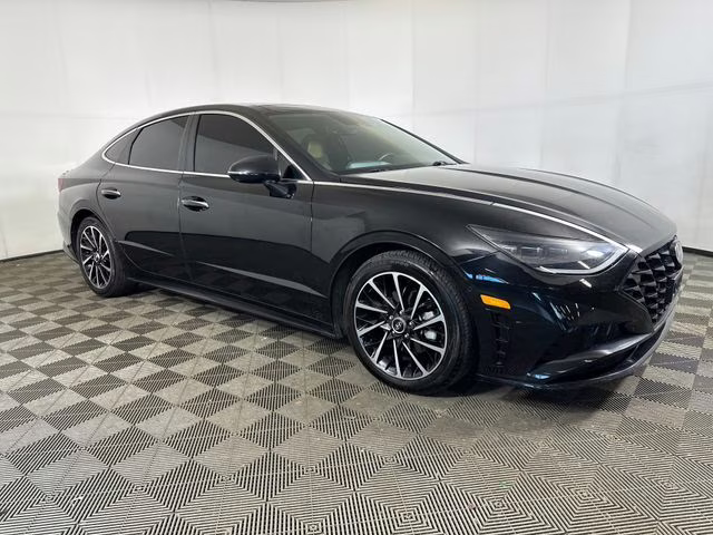 2021 Phantom Black Hyundai Sonata Limited FWD Sedan