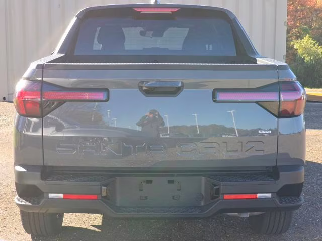 2026 Hampton Gray Hyundai Santa Cruz SE AWD Truck