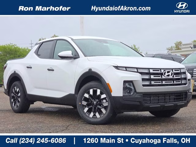 2026 Atlas White Hyundai Santa Cruz SE AWD Truck