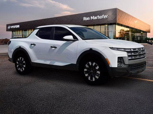 2026 Atlas White Hyundai Santa Cruz SE AWD Truck