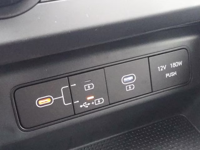 2026 Atlas White Hyundai Santa Cruz SE AWD Truck