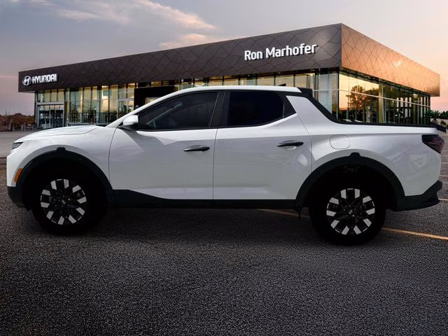 2026 Atlas White Hyundai Santa Cruz SE AWD Truck