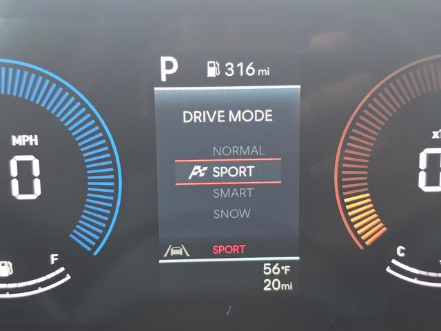 2026 Atlas White Hyundai Santa Cruz SE AWD Truck