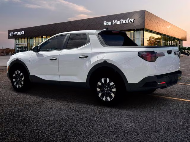 2026 Atlas White Hyundai Santa Cruz SE AWD Truck
