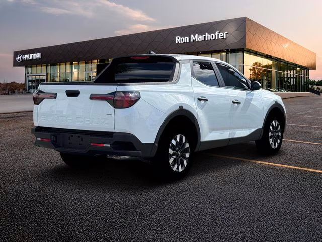2026 Atlas White Hyundai Santa Cruz SE AWD Truck