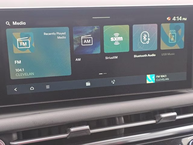 2026 Atlas White Hyundai Santa Cruz SE AWD Truck