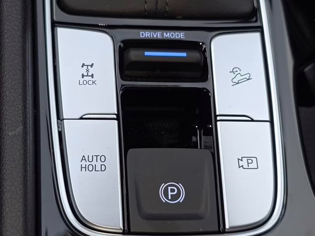 2026 Hampton Gray Hyundai Santa Cruz SE AWD Truck