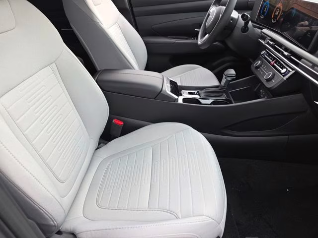 2026 Hampton Gray Hyundai Santa Cruz SE AWD Truck