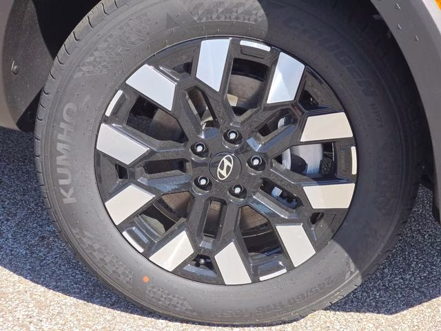 2026 Atlas White Hyundai Santa Cruz SEL AWD Truck