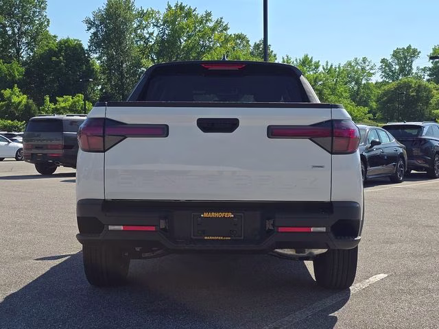 2026 Atlas White Hyundai Santa Cruz SEL AWD Truck