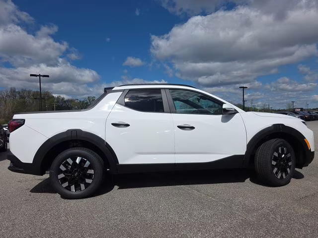 2026 Atlas White Hyundai Santa Cruz SEL AWD Truck
