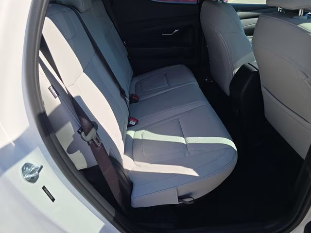 2026 Atlas White Hyundai Santa Cruz SEL AWD Truck