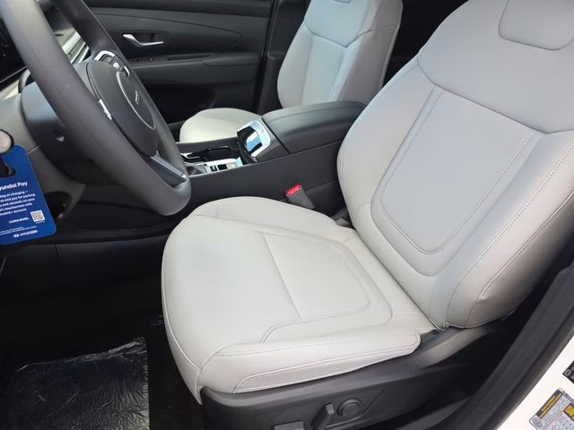2026 Atlas White Hyundai Santa Cruz SEL AWD Truck