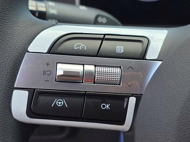 2026 Atlas White Hyundai Santa Cruz SEL AWD Truck