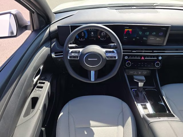 2026 Atlas White Hyundai Santa Cruz SEL AWD Truck