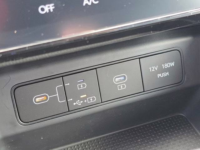 2026 Atlas White Hyundai Santa Cruz SEL AWD Truck