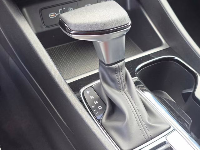 2026 Atlas White Hyundai Santa Cruz SEL AWD Truck