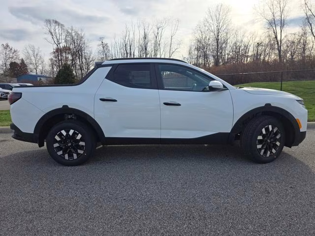 2026 Atlas White Hyundai Santa Cruz SEL AWD Truck