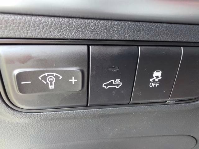 2026 Atlas White Hyundai Santa Cruz SEL AWD Truck
