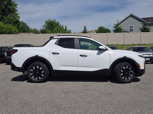 2026 Atlas White Hyundai Santa Cruz SEL AWD Truck