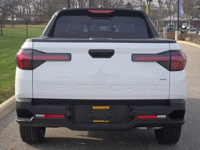 2026 Atlas White Hyundai Santa Cruz SEL AWD Truck