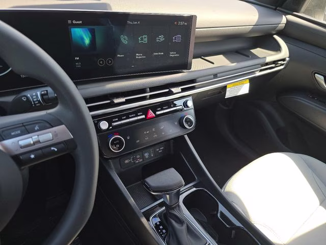 2026 Atlas White Hyundai Santa Cruz SEL AWD Truck