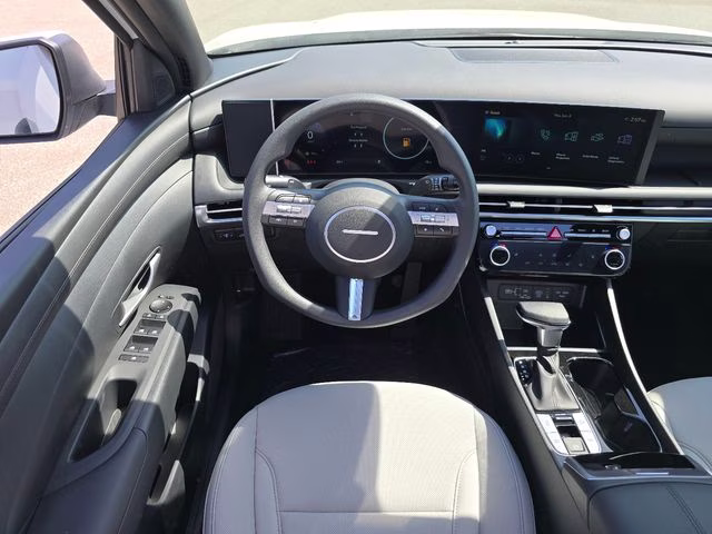 2026 Atlas White Hyundai Santa Cruz SEL AWD Truck