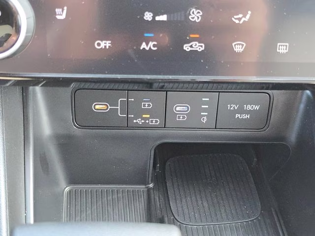 2026 Atlas White Hyundai Santa Cruz SEL AWD Truck