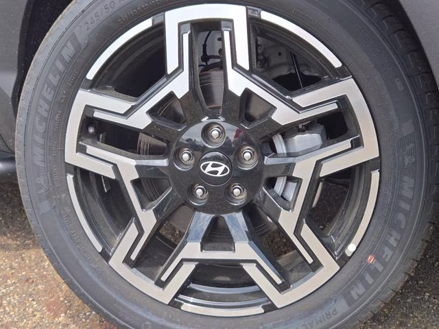 2026 Atlas White Hyundai Santa Cruz Limited AWD Truck