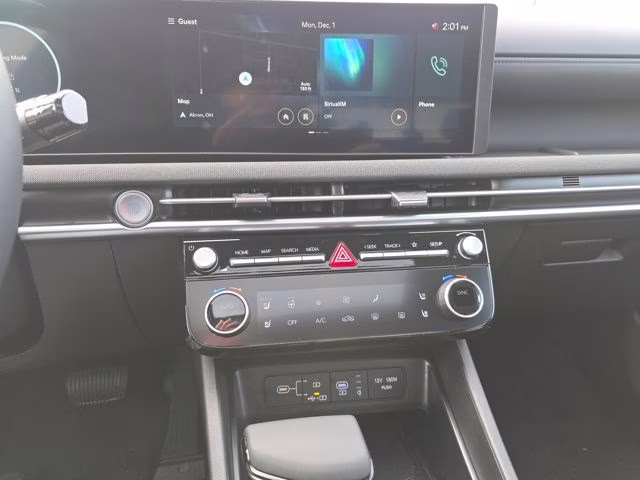 2026 Atlas White Hyundai Santa Cruz Limited AWD Truck