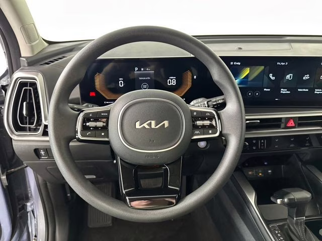2025 Everlasting Silver Kia Sorento LX FWD SUV