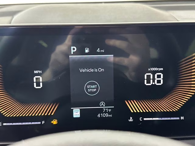 2025 Everlasting Silver Kia Sorento LX FWD SUV