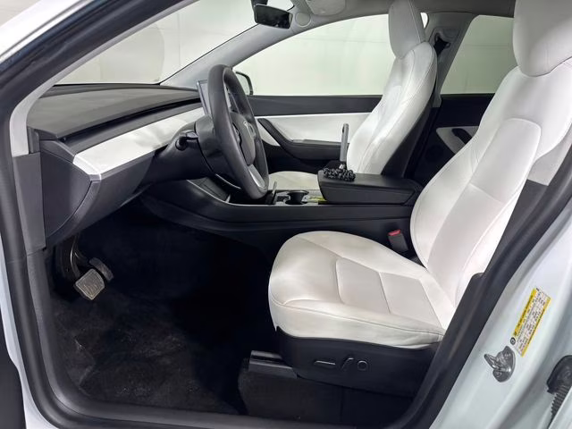 2021 Pearl White Multi-Coat Tesla Model Y Standard Range RWD SUV