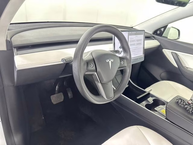 2021 Pearl White Multi-Coat Tesla Model Y Standard Range RWD SUV
