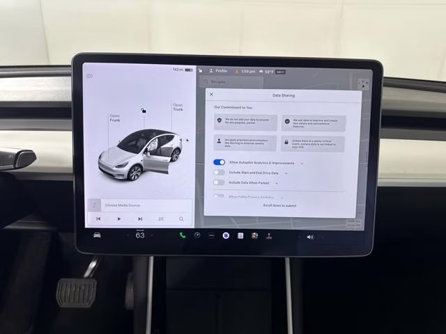 2021 Pearl White Multi-Coat Tesla Model Y Standard Range RWD SUV