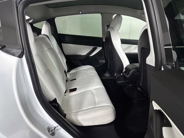 2021 Pearl White Multi-Coat Tesla Model Y Standard Range RWD SUV