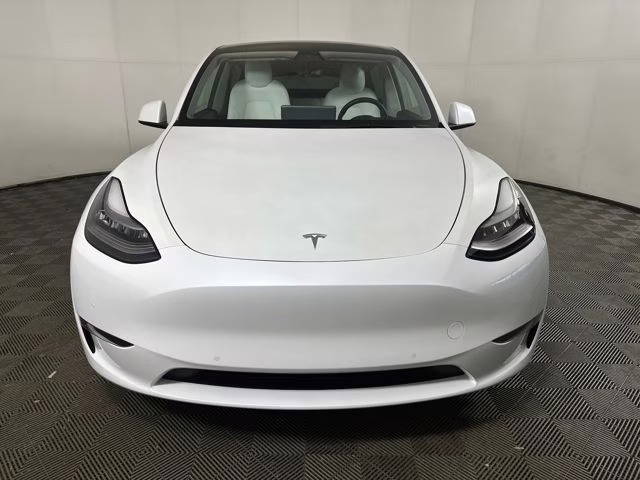 2021 Pearl White Multi-Coat Tesla Model Y Standard Range RWD SUV