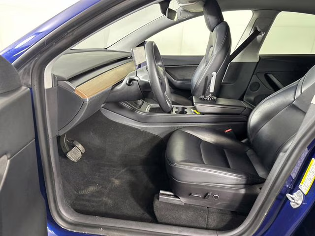 2021 Deep Blue Metallic Tesla Model Y Long Range AWD SUV