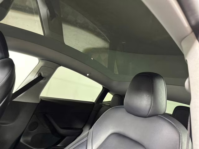 2021 Deep Blue Metallic Tesla Model Y Long Range AWD SUV